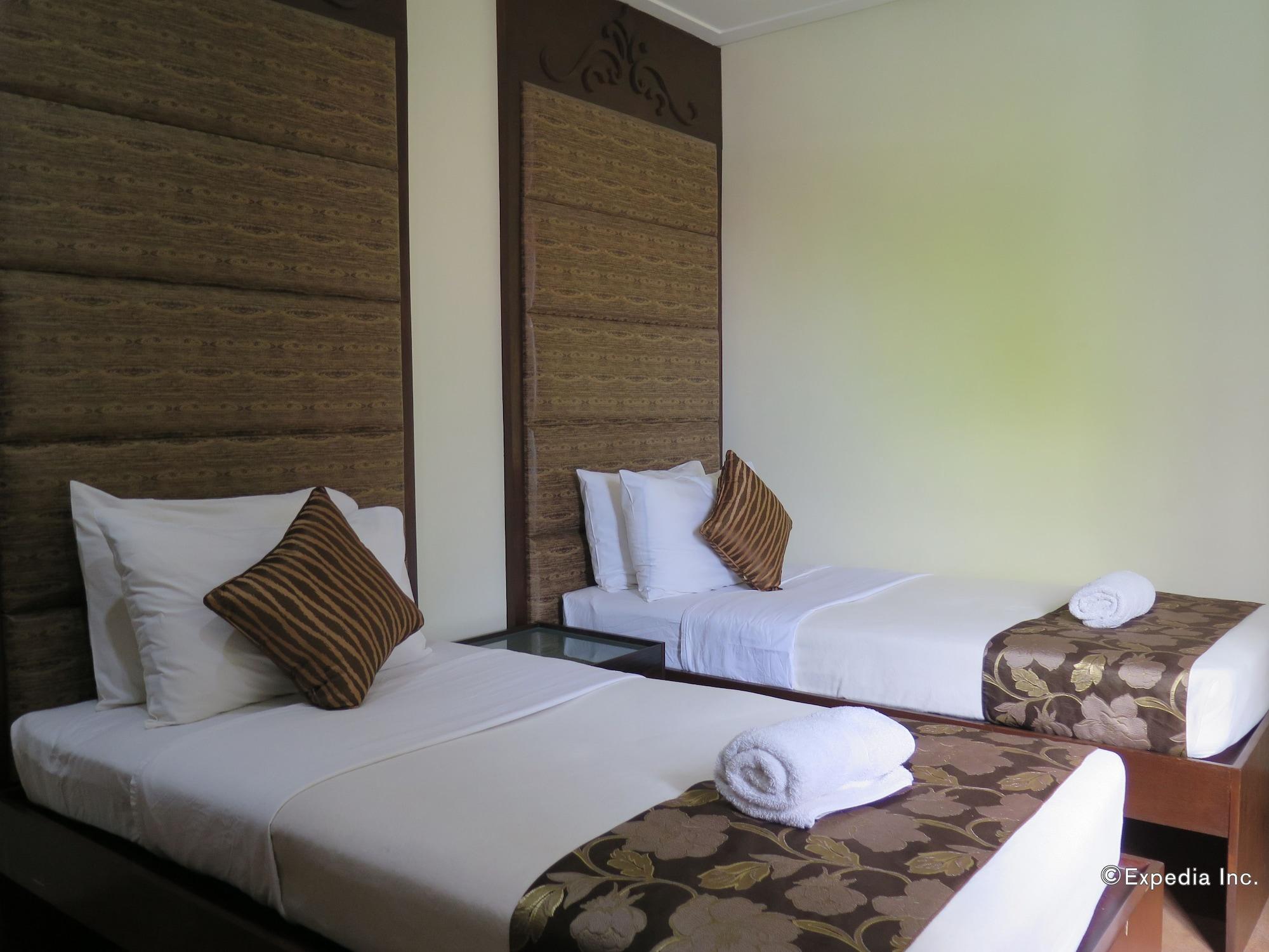 717 Cesar Place Hotel Tagbilaran Eksteriør bilde
